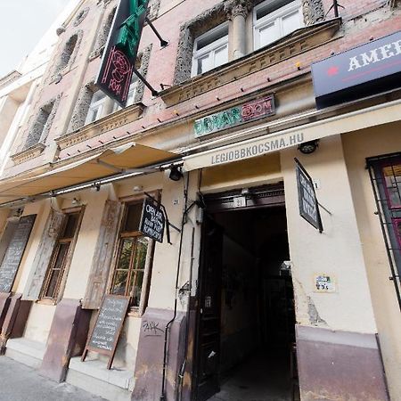 Budapest Party Hostel At Udvarom מראה חיצוני תמונה
