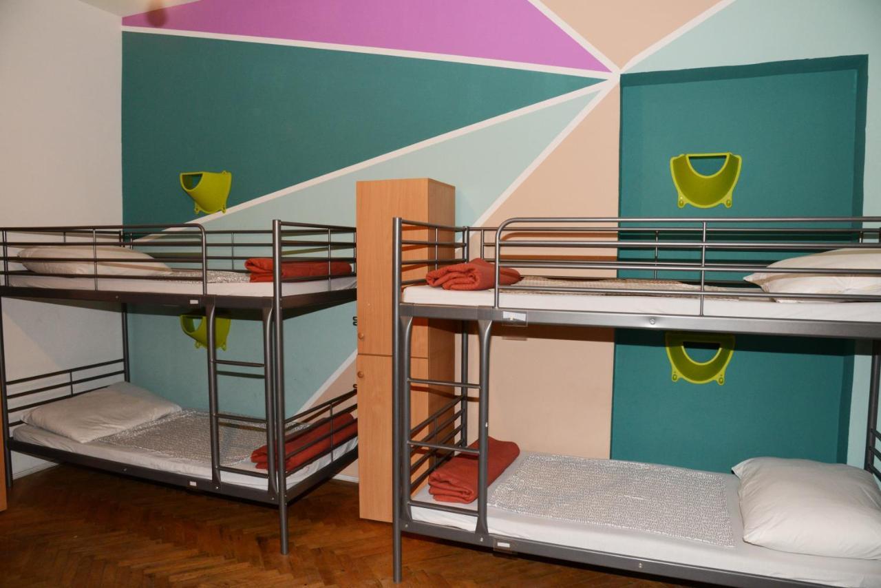 Budapest Party Hostel At Udvarom מראה חיצוני תמונה